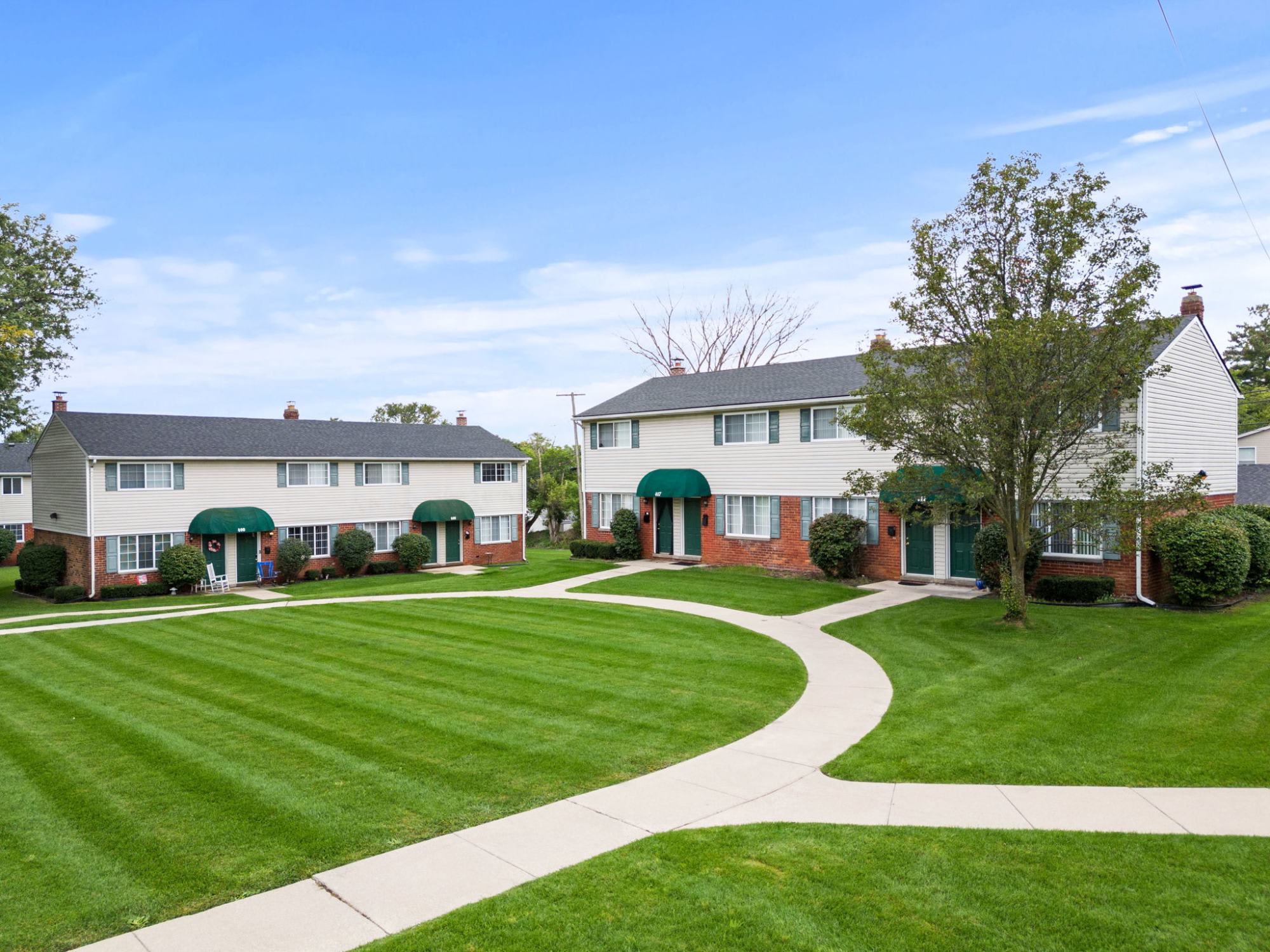 Donovan Townhomes – photo 4