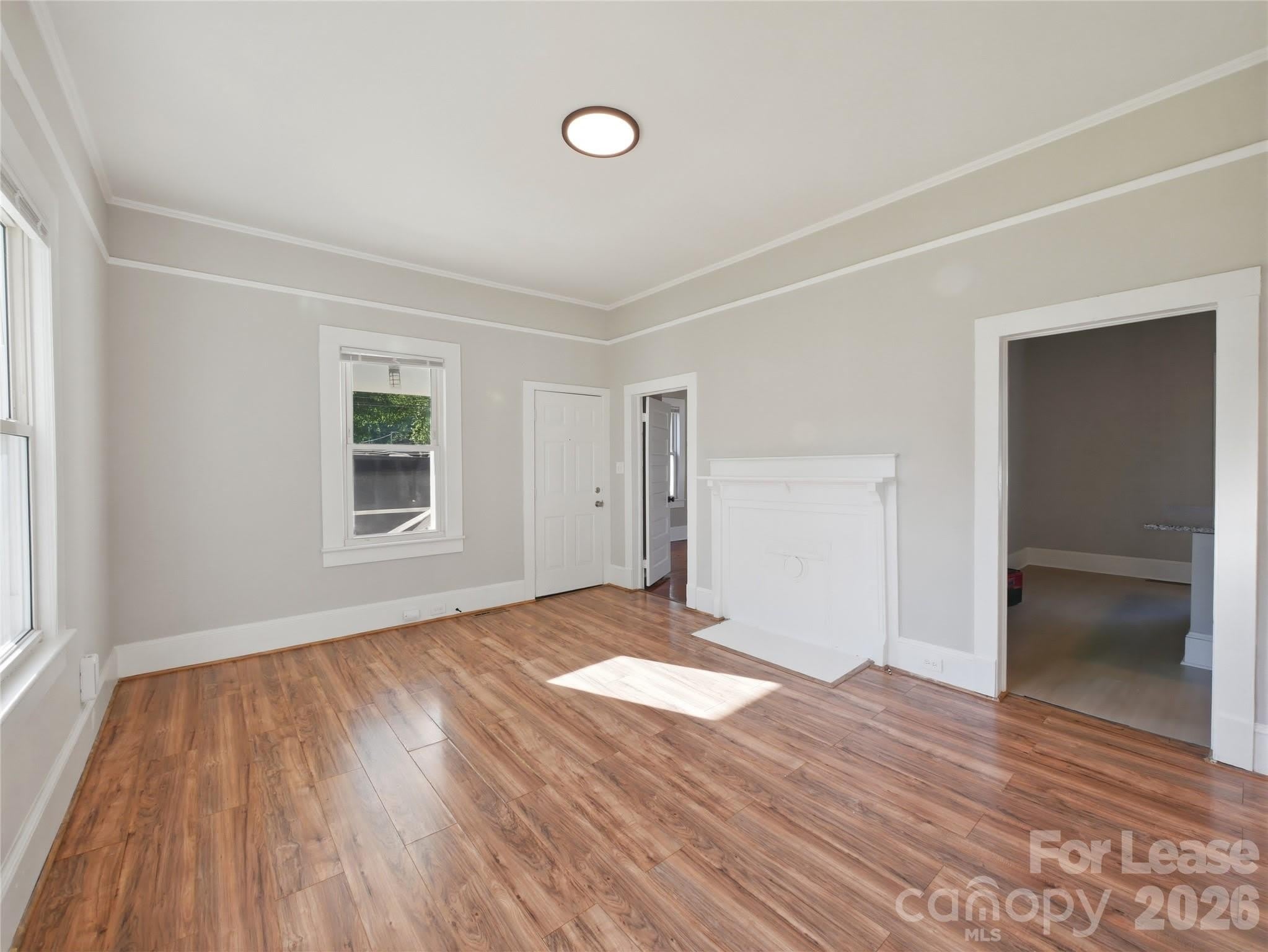 303 York Avenue – photo 4