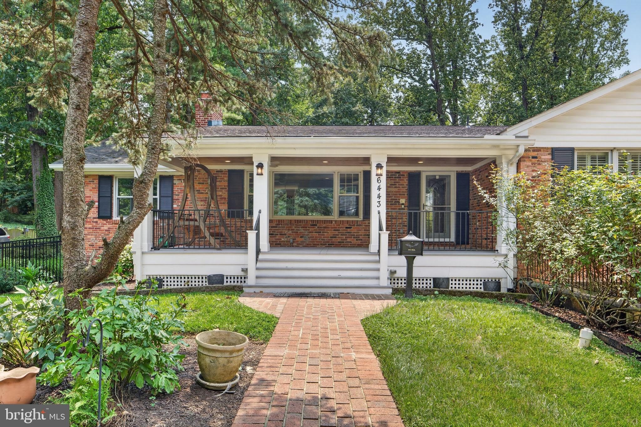 6443 WALTERS WOODS Drive – photo 4