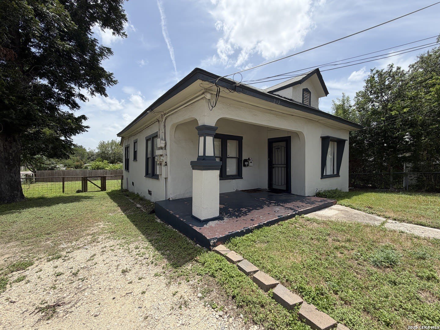 232 Regina St – photo 2