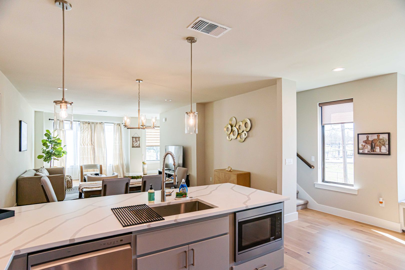 13309 Morris Rd unit 11, Austin, Texas 78729 – photo 2