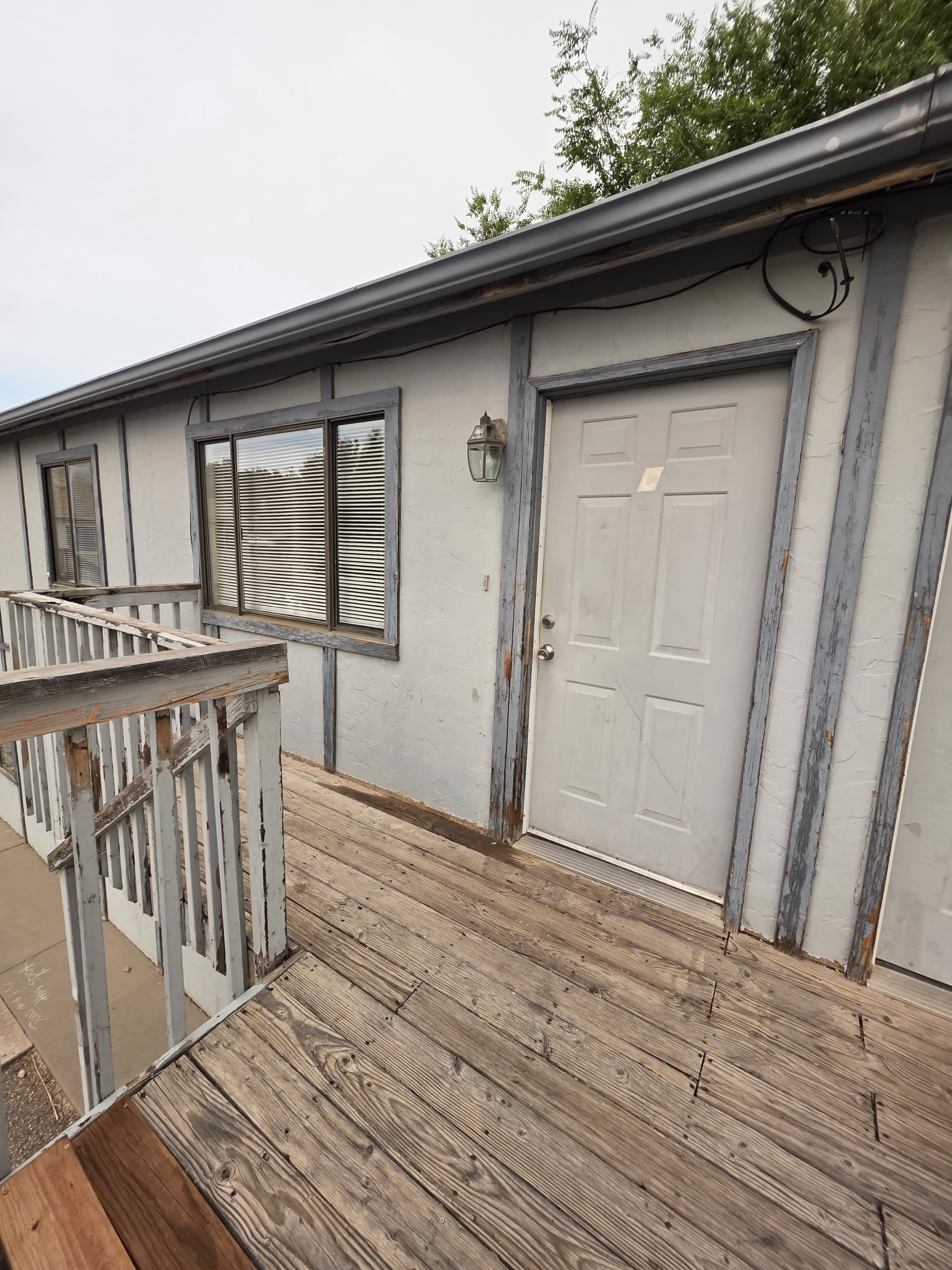 987 Iowa Ave C – photo 1