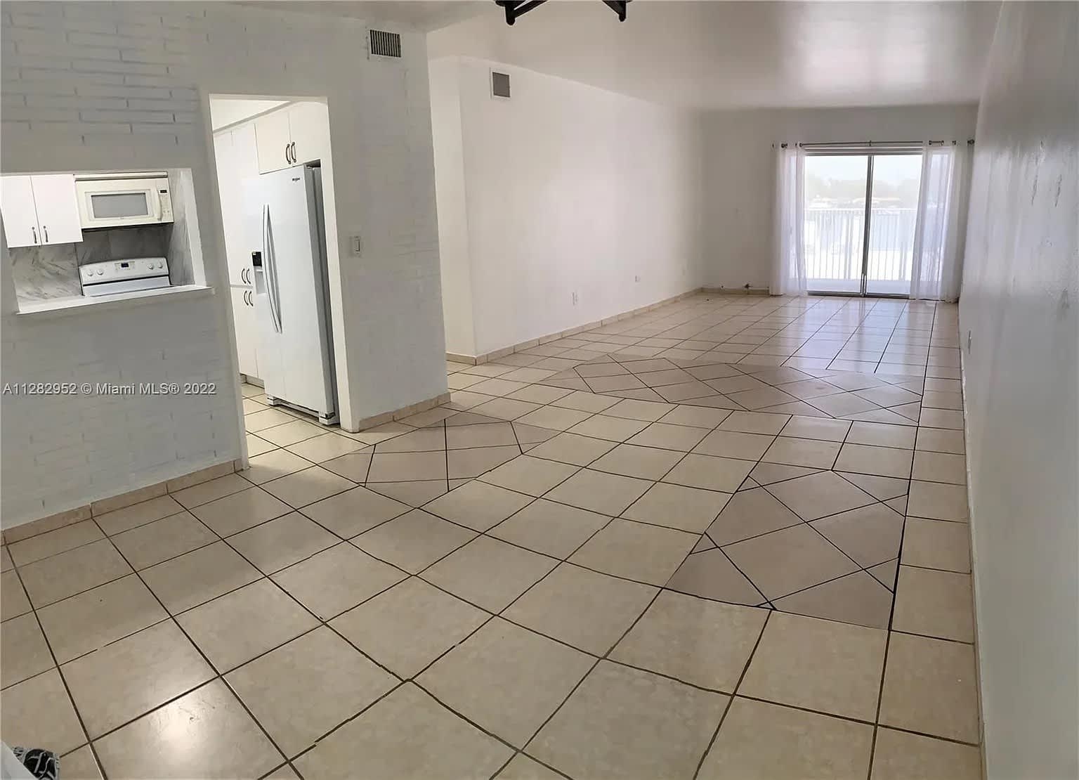 2225 Northeast 123Rd Street – photo 5