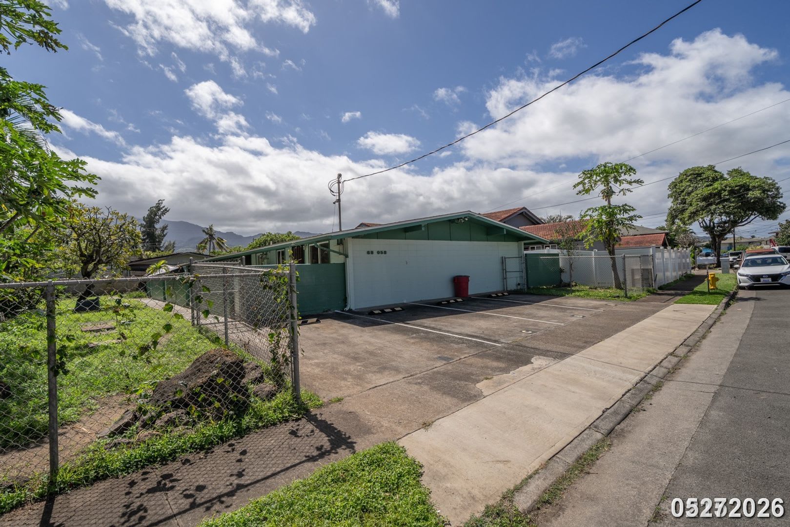 3100 2 Bed 1 Bath 1 Parking In Waialua – photo 2