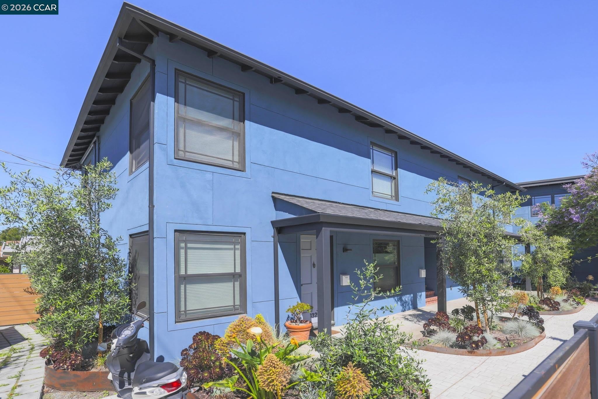 1325 Hopkins St – photo 1