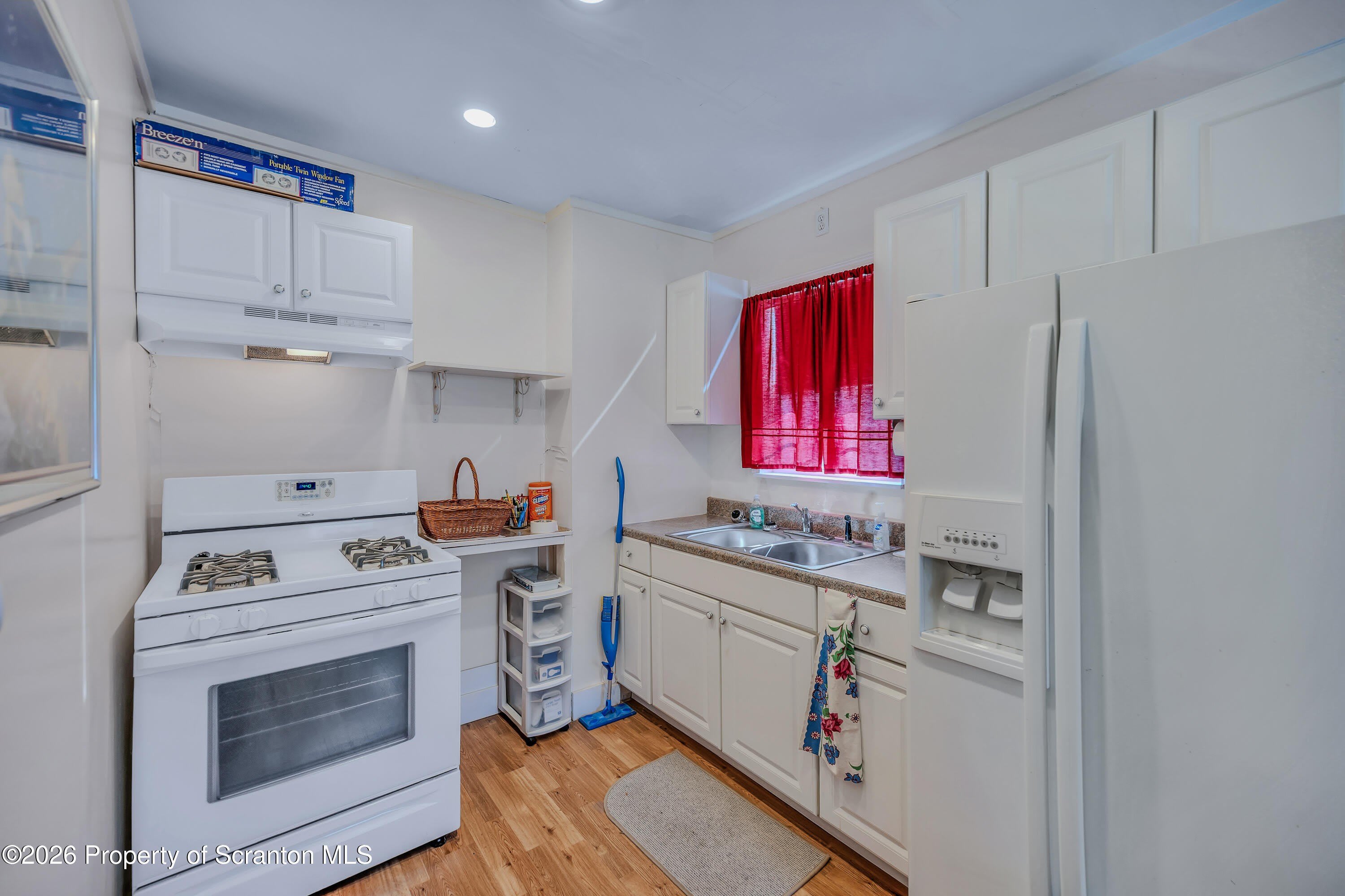 987 Providence Road – photo 5