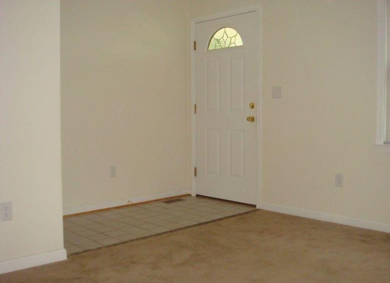 Beautiful Three Bedroom Two Full Bathroom Home Available In Radford – photo 3