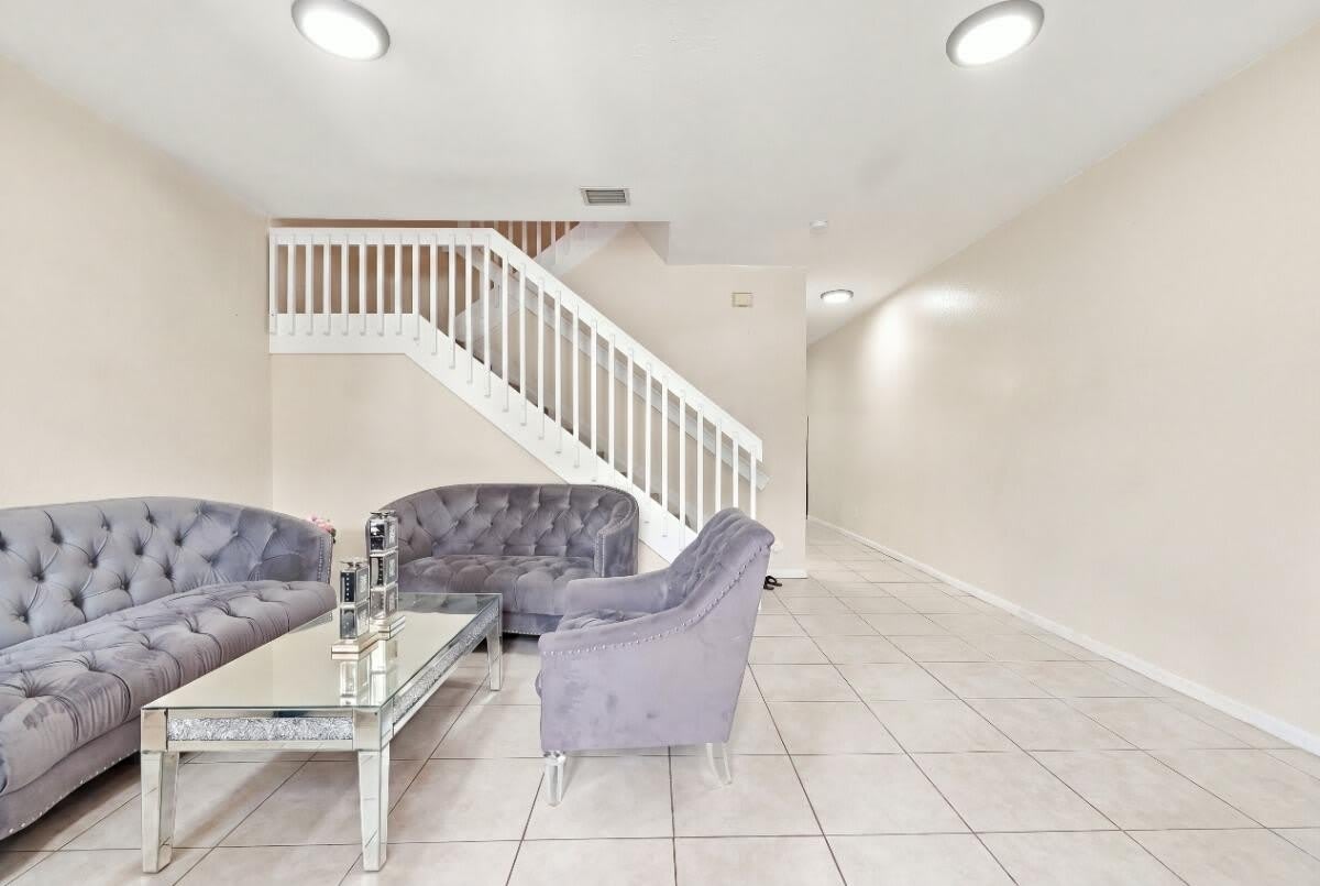 406 W SANTA CATALINA Circle – photo 3