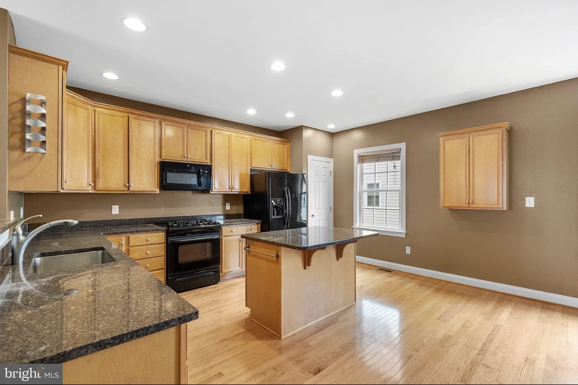 146 Christina Landing Drive – photo 3
