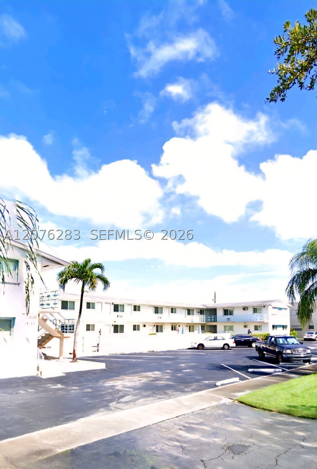 3525 Tyler St – photo 2
