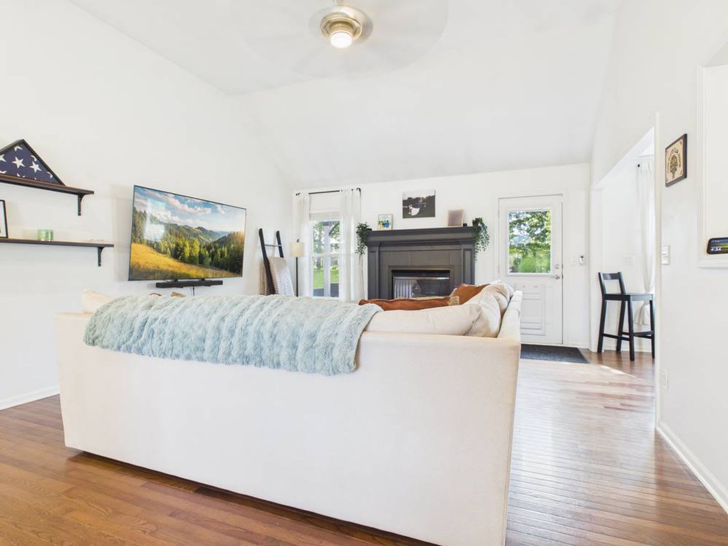 116 Deerfield Dr – photo 3