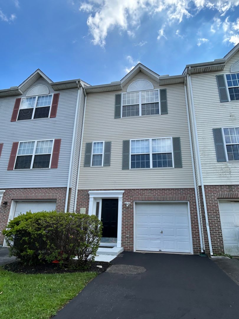 Welcome to 65 Highland Circle! – photo 2