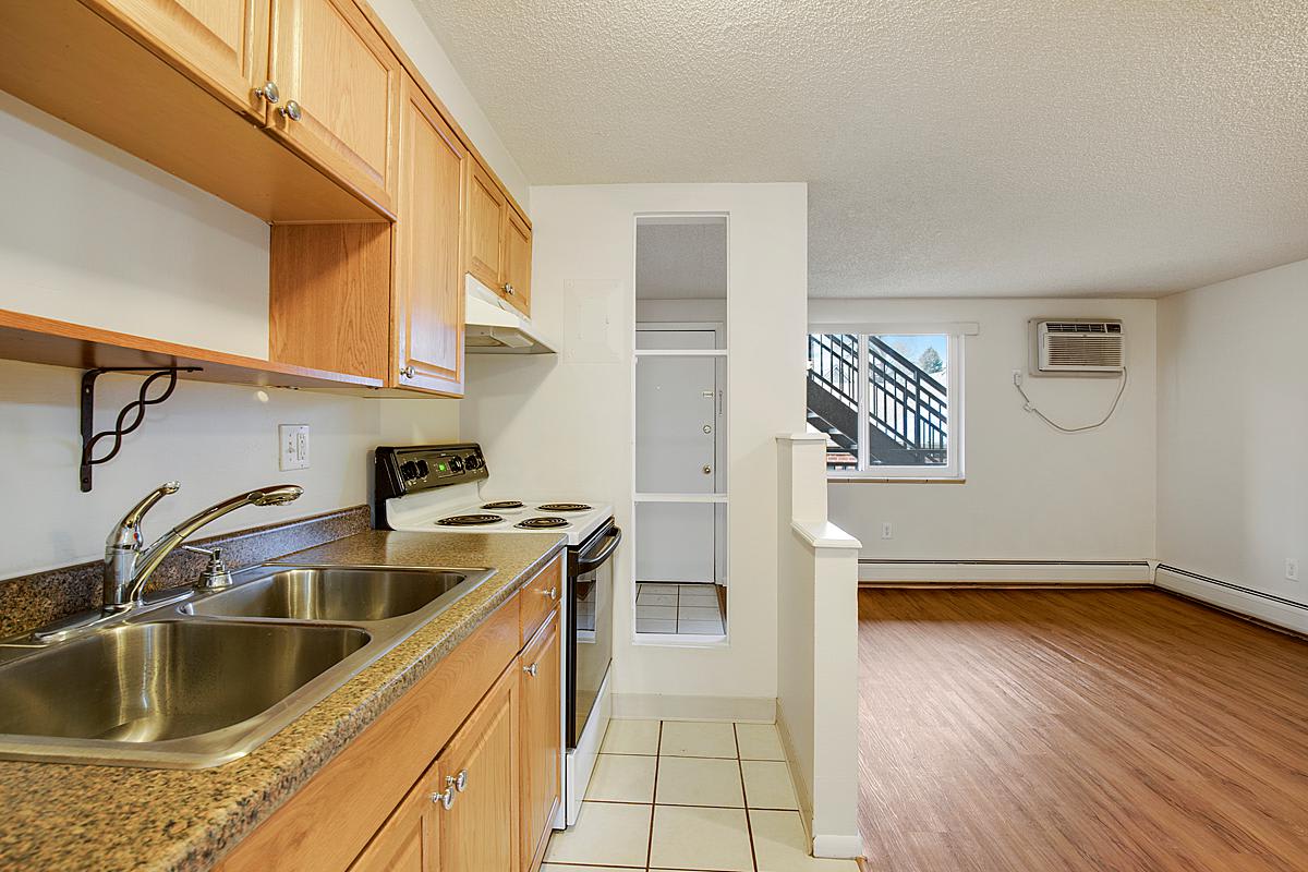 Washington Apartments – photo 2