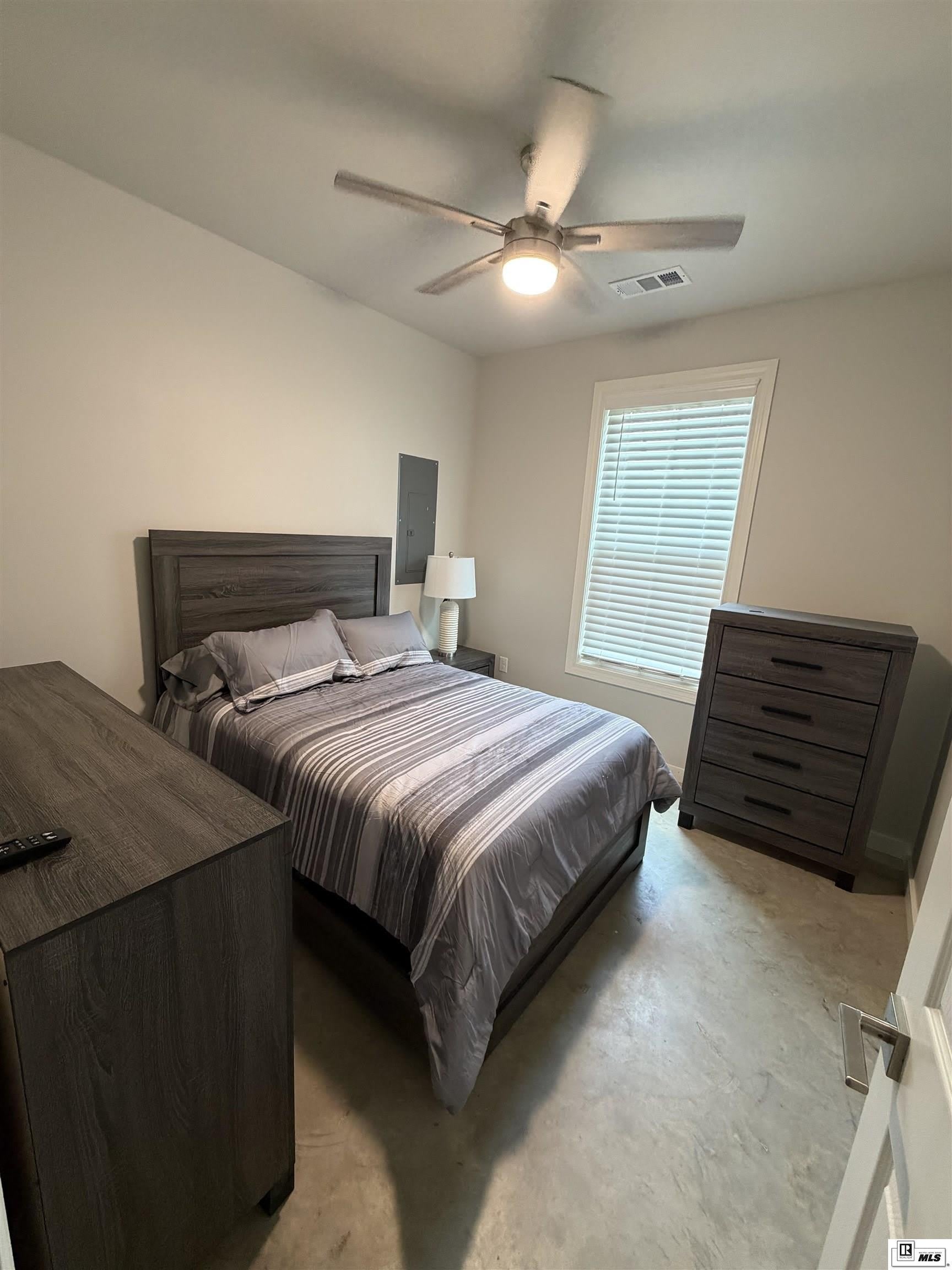 110 BRADLEY STREET – photo 5