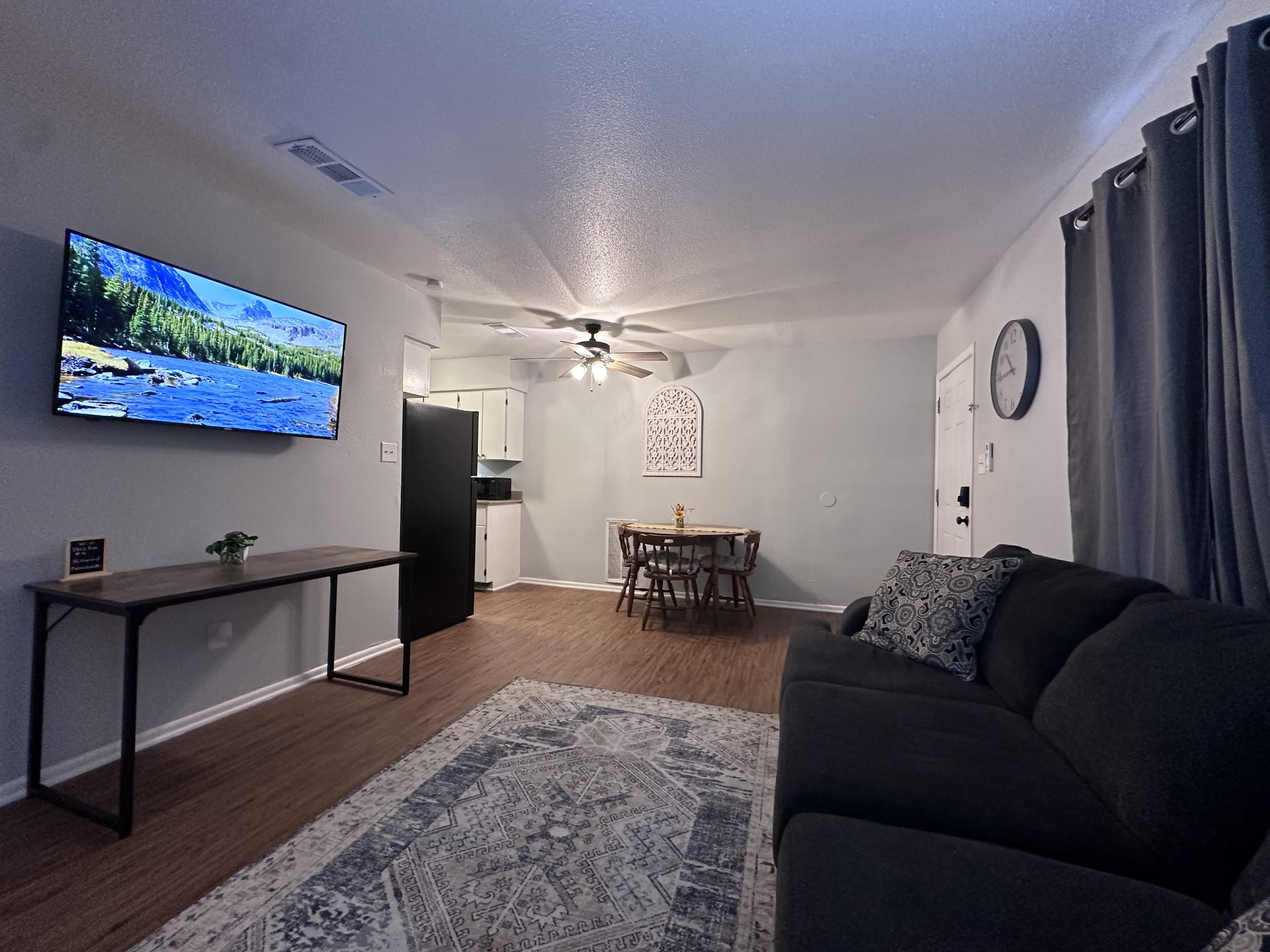 3802 Pine Street 3 – photo 2