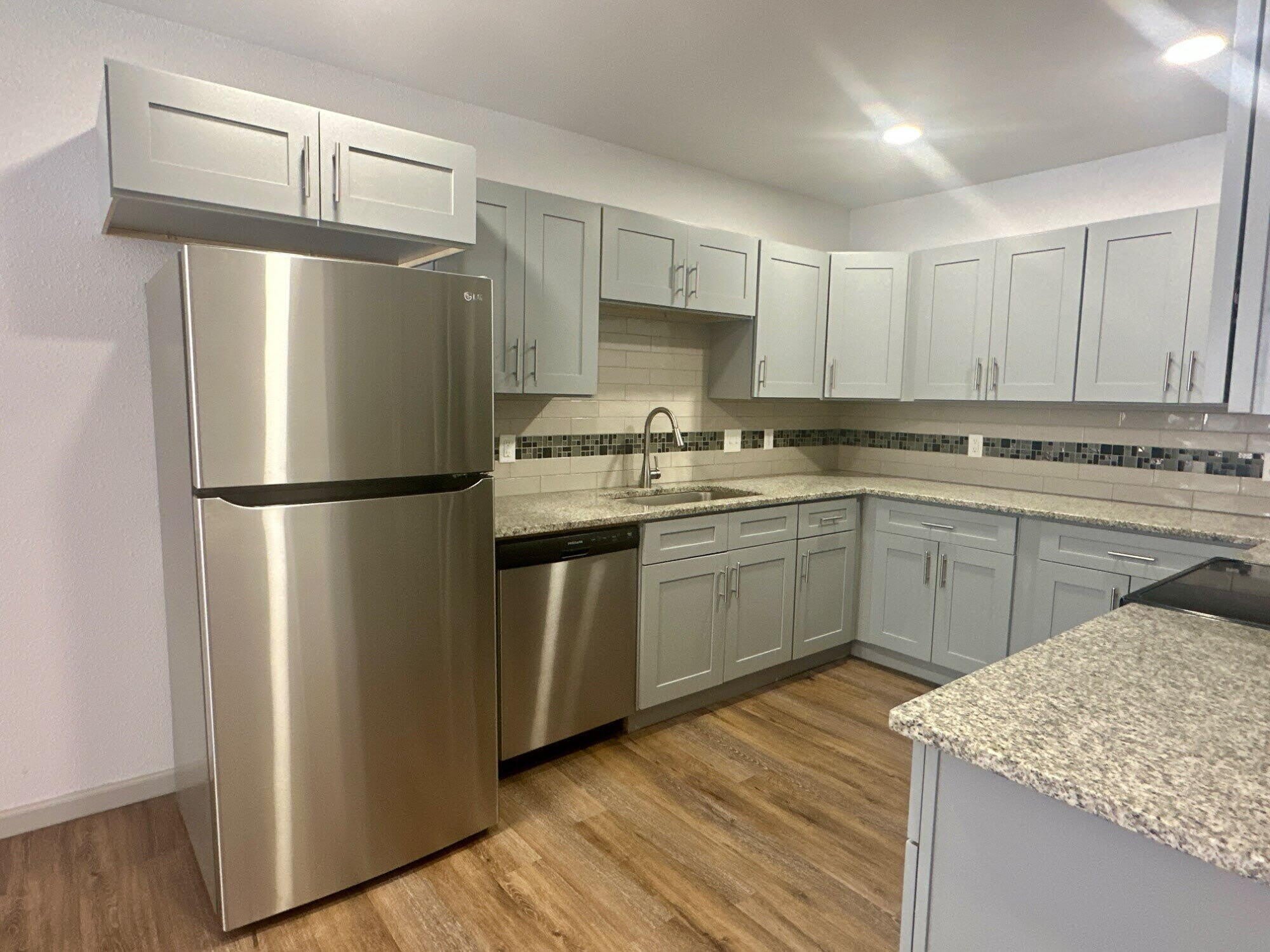 4506 Avenue T – photo 4