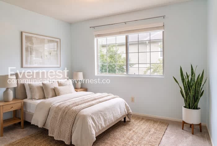 1301 University Avenue – photo 2
