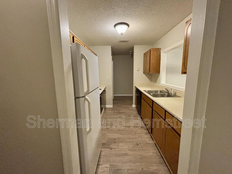 406 Commons Dr – photo 4