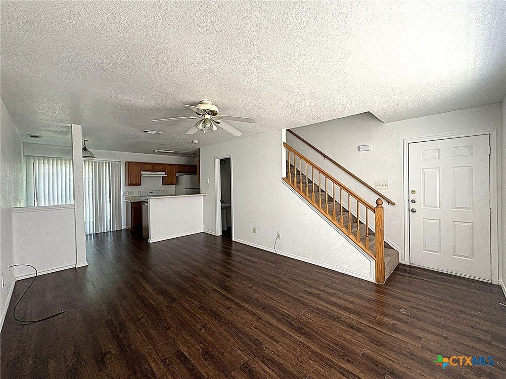 5709 Redstone Drive – photo 4
