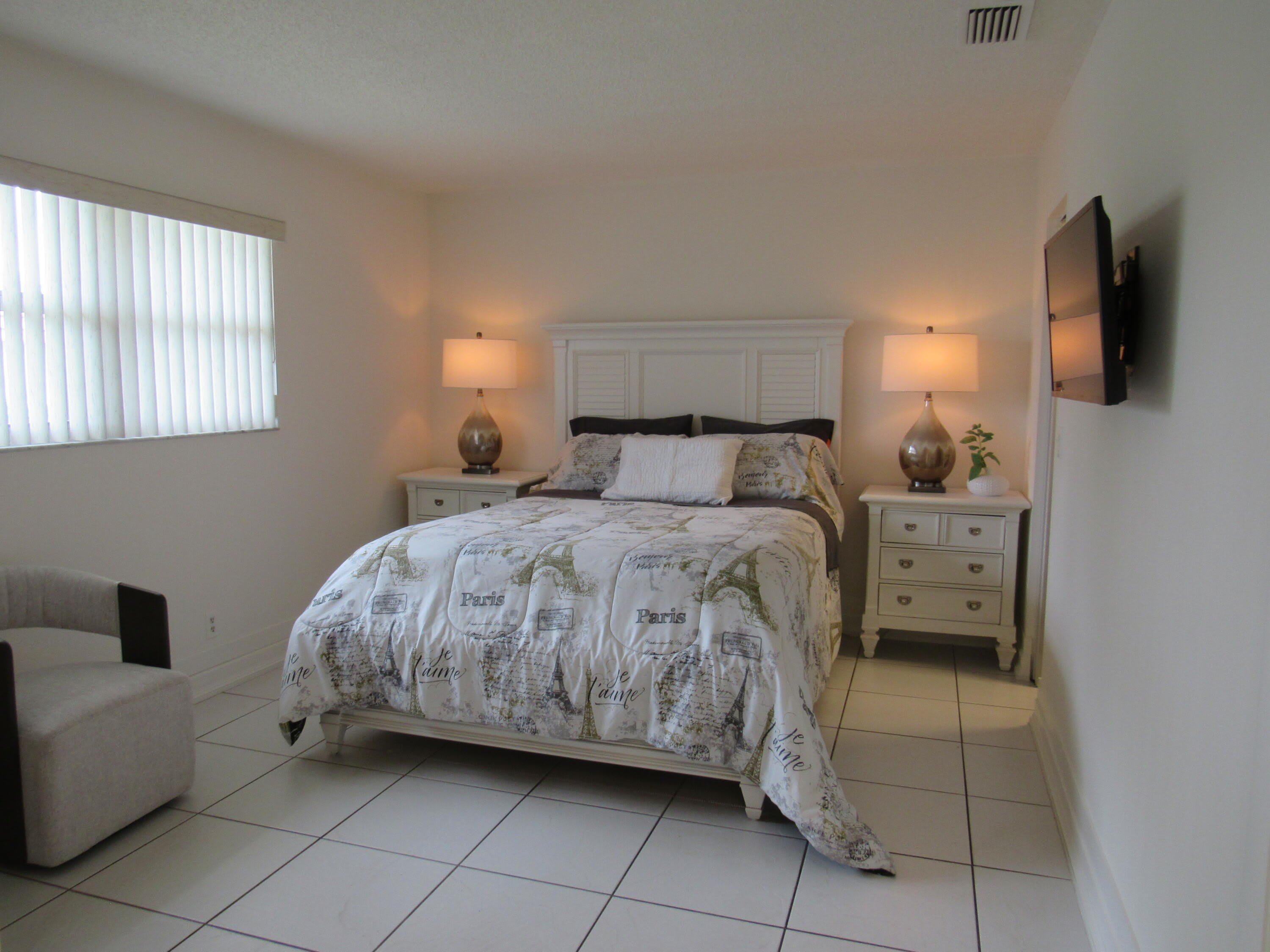 5780 Fernley Drive W – photo 4