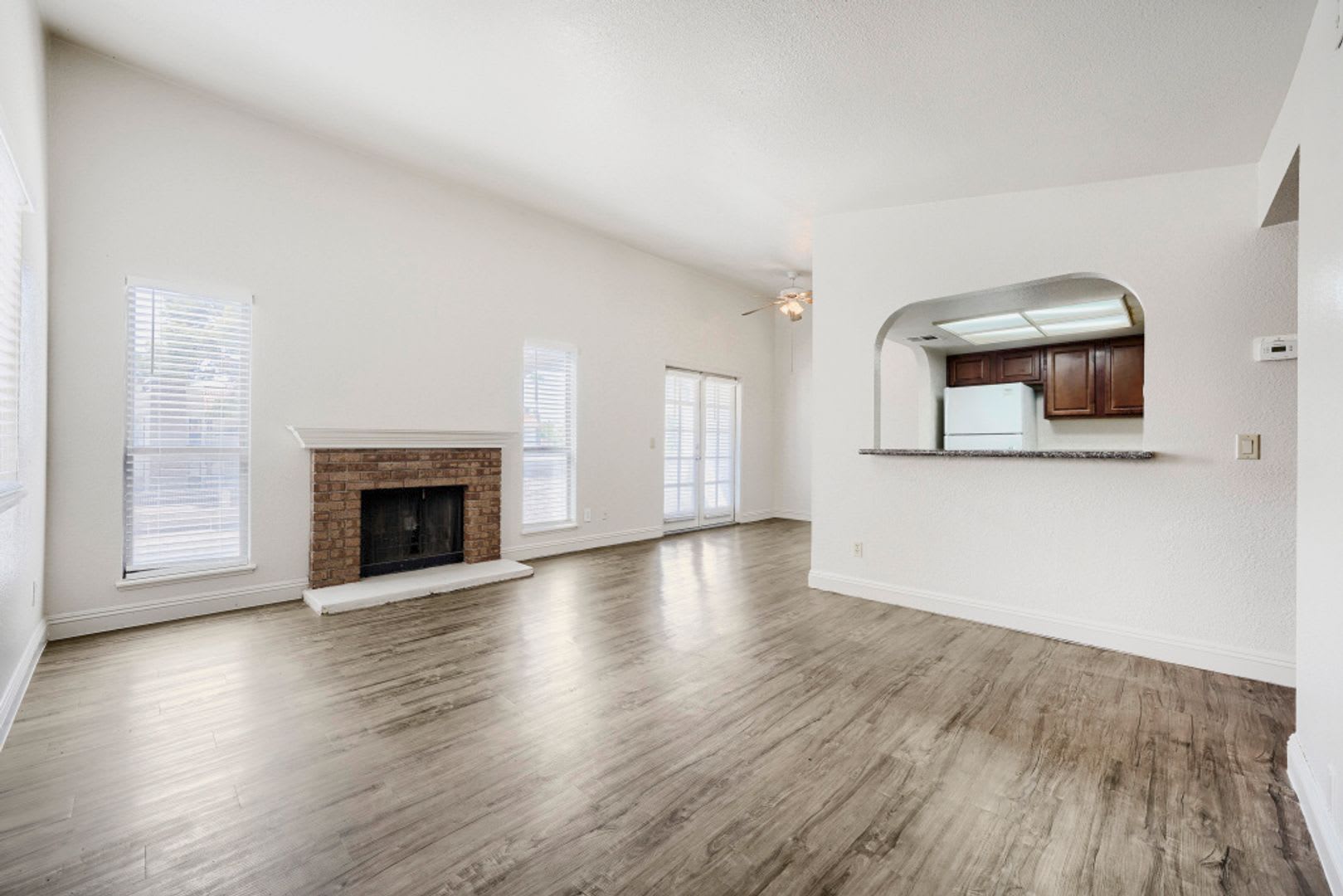 Clean 2 Bedroom 2 Bath Henderson Condo – photo 5