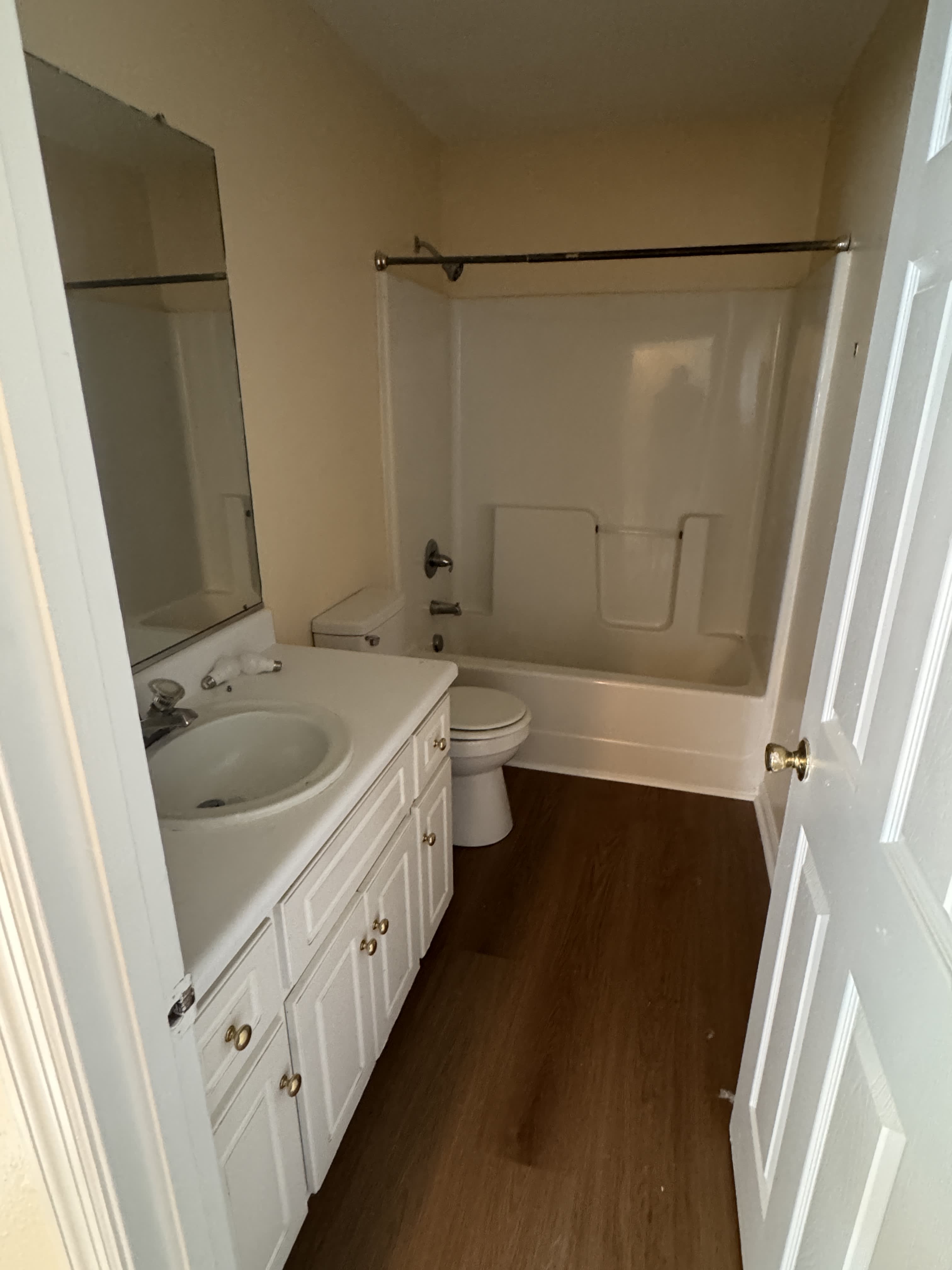 1420 Perry Avenue – photo 5