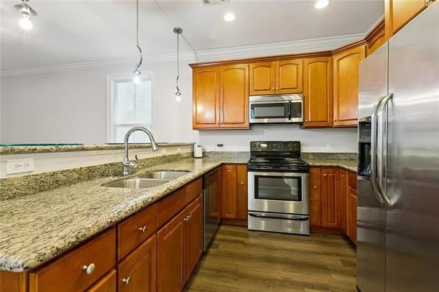 2053 JACKSON Avenue – photo 5