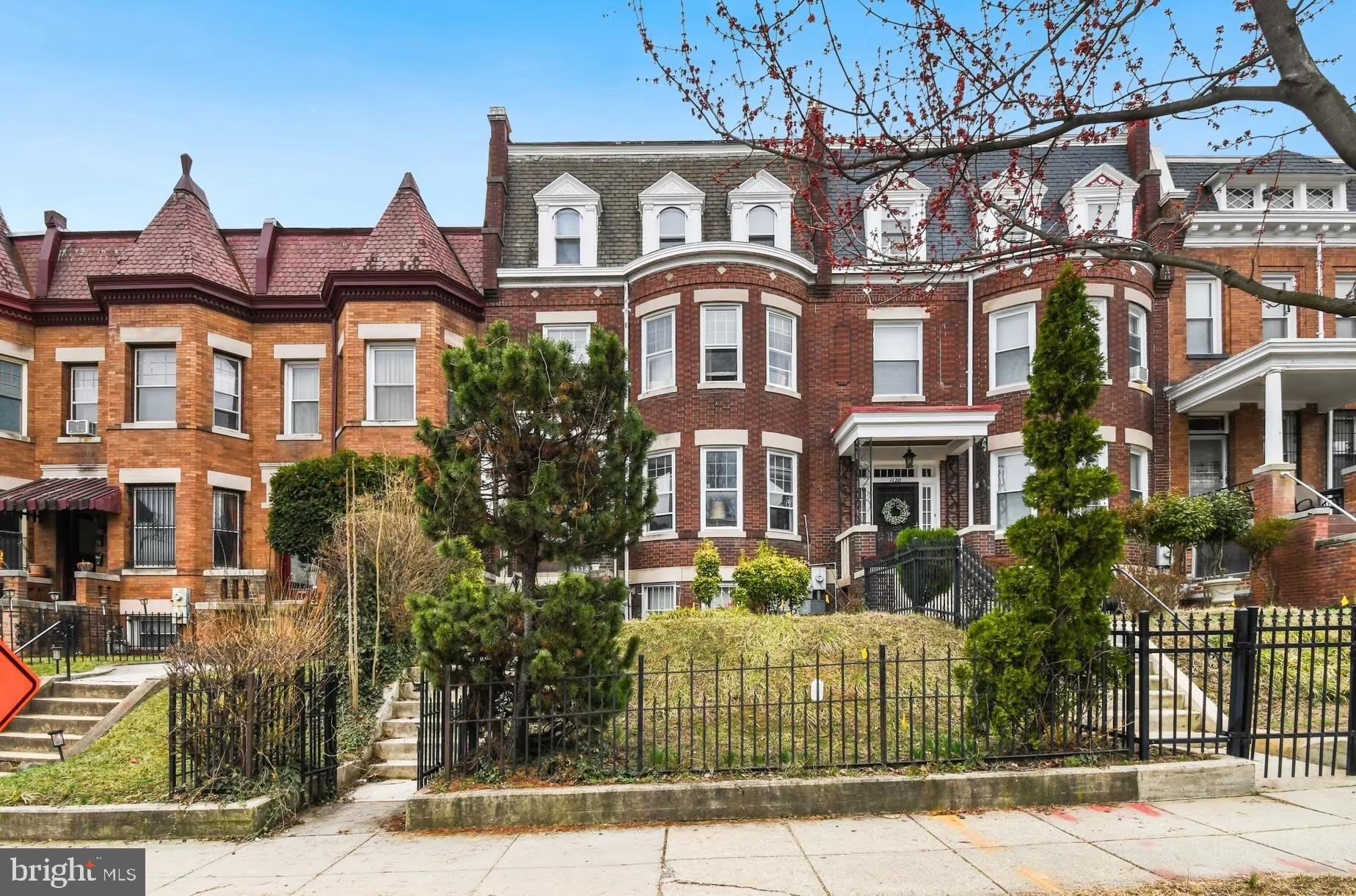 1118 GIRARD Street NW – photo 1