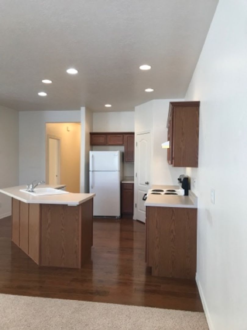 175 New Hampshire Way – photo 5