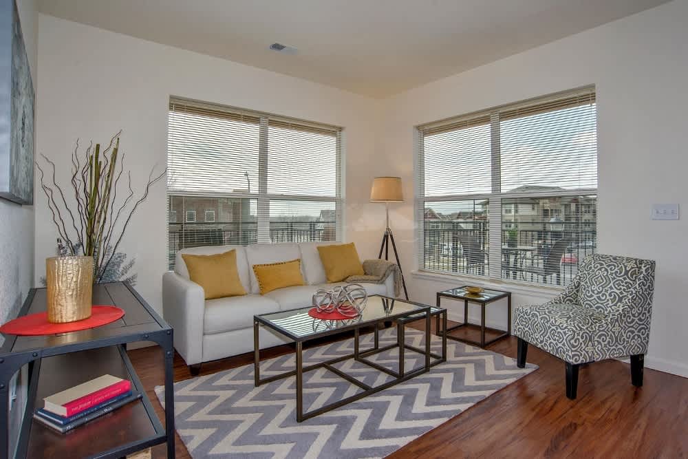 Ironhorse Apartments – photo 3