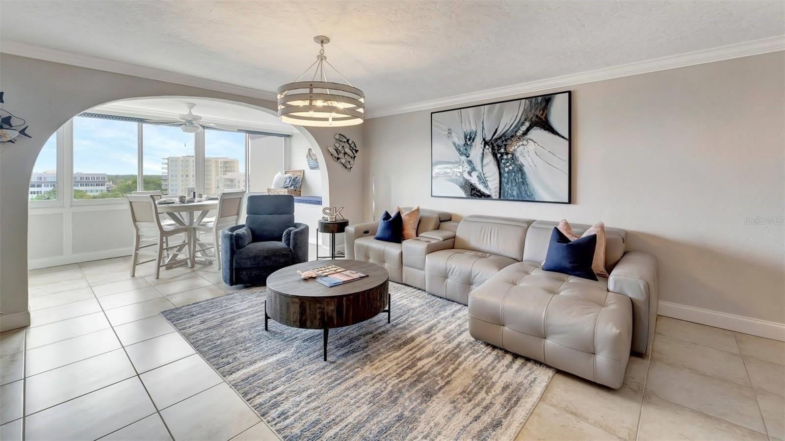 1125 W PEPPERTREE Drive – photo 4