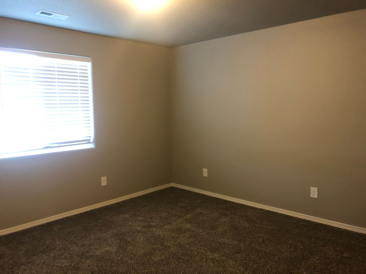 Home In Crossroad Neighborhood – photo 5