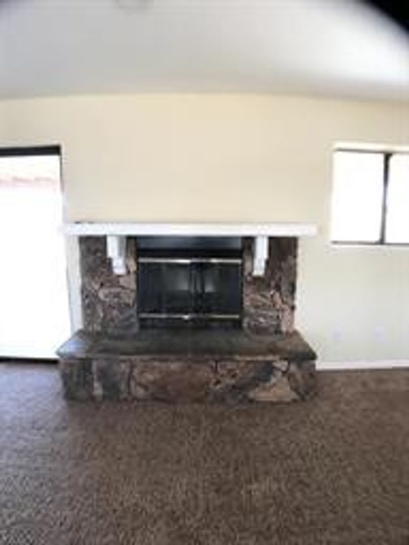 House For Rent – photo 4