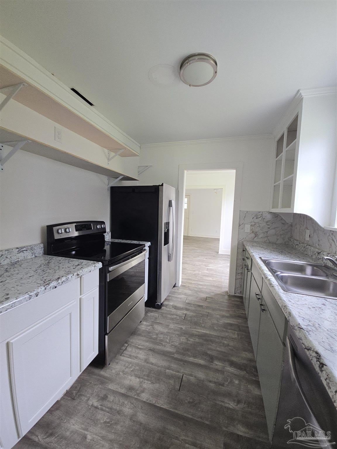 210 S 2nd St – photo 4