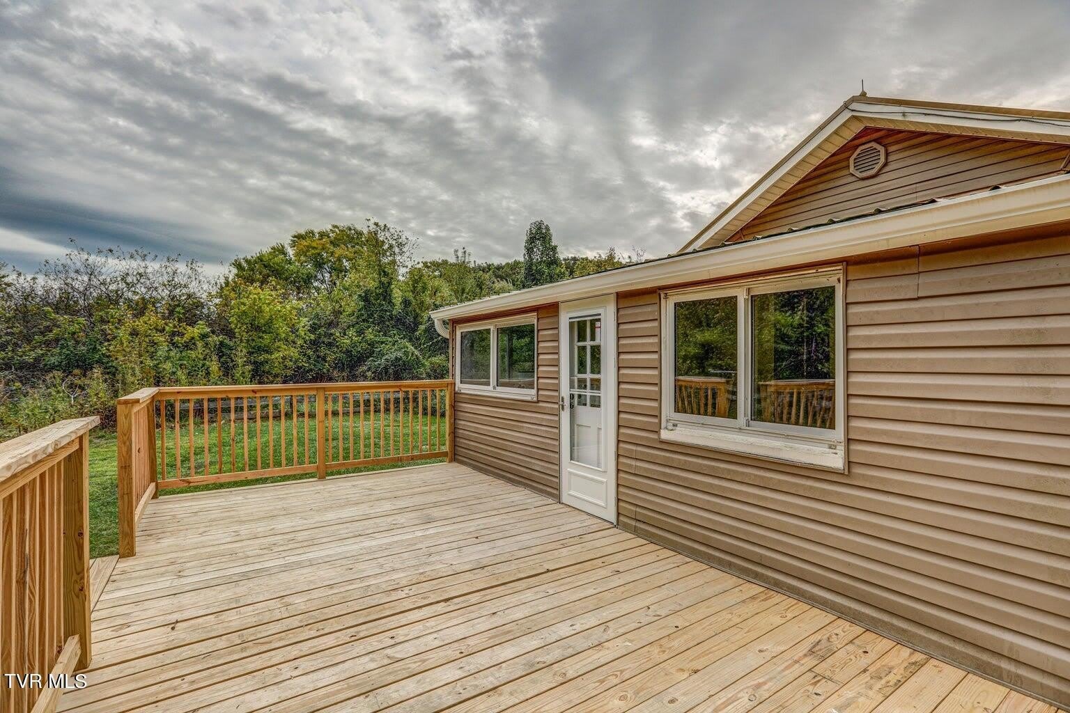 124 Harber Lane – photo 2