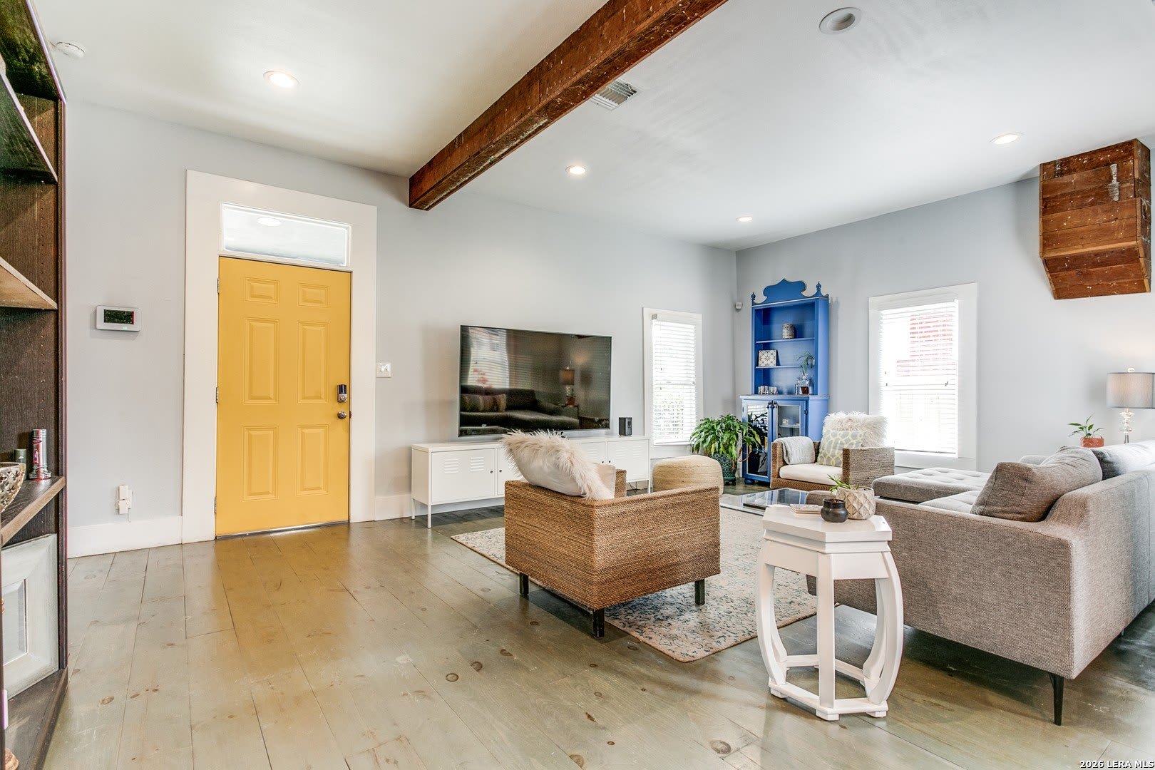312 Burleson – photo 5