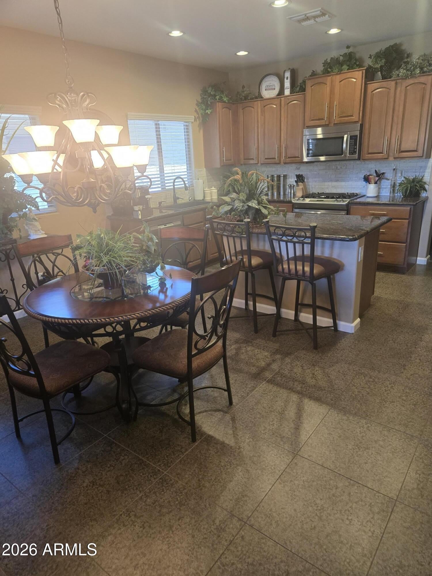 1184 W DESERT HOLLOW Drive – photo 5
