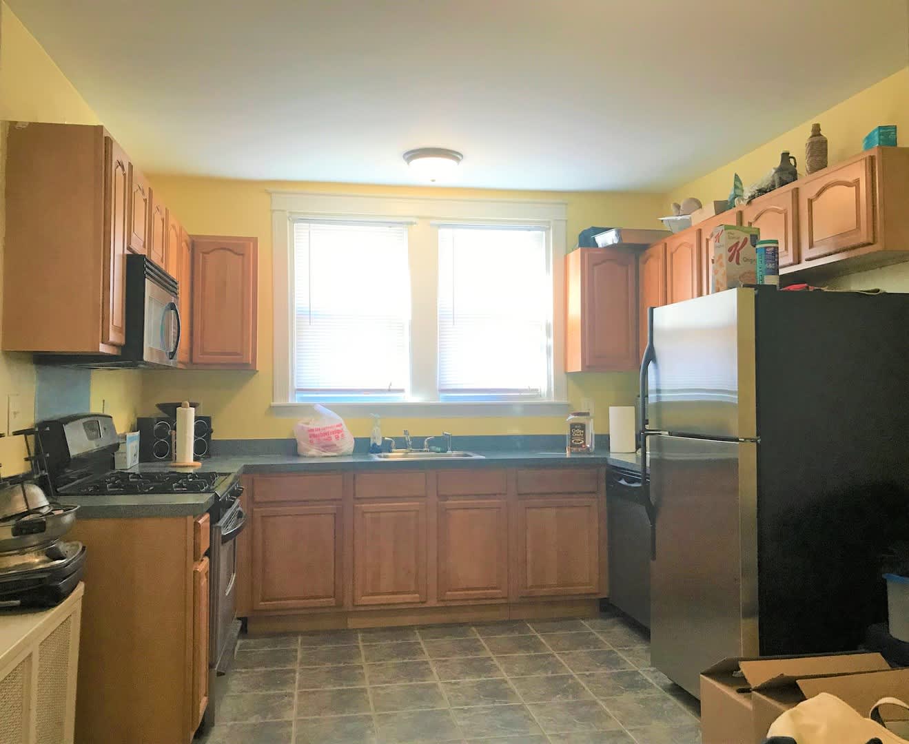Stunning 3-Bedroom Townhome in Manayunk! Available mid-August! – photo 5