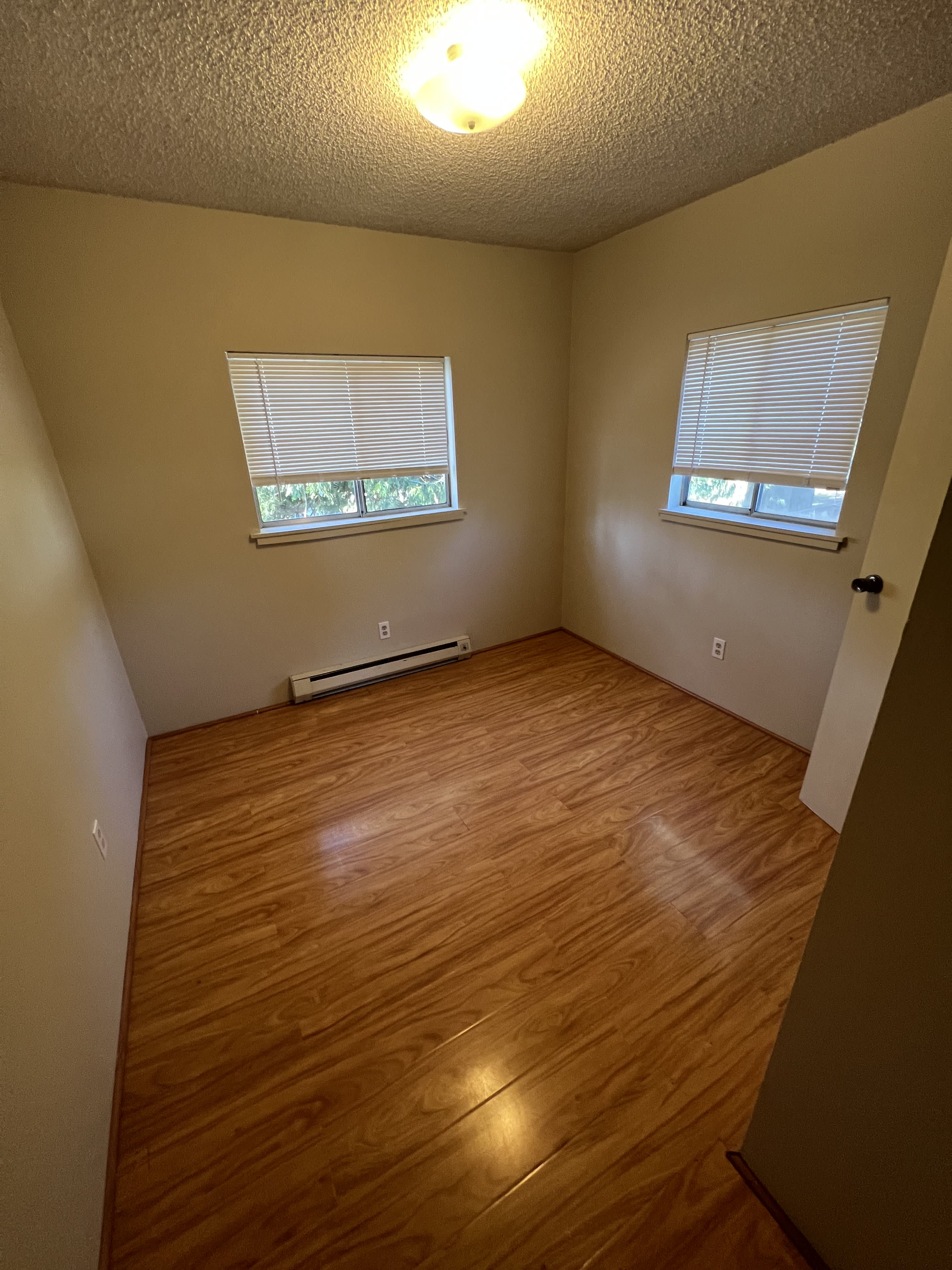6116 Dunsmuir Ave – photo 5