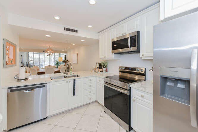 2301 Marina Isle Way – photo 2