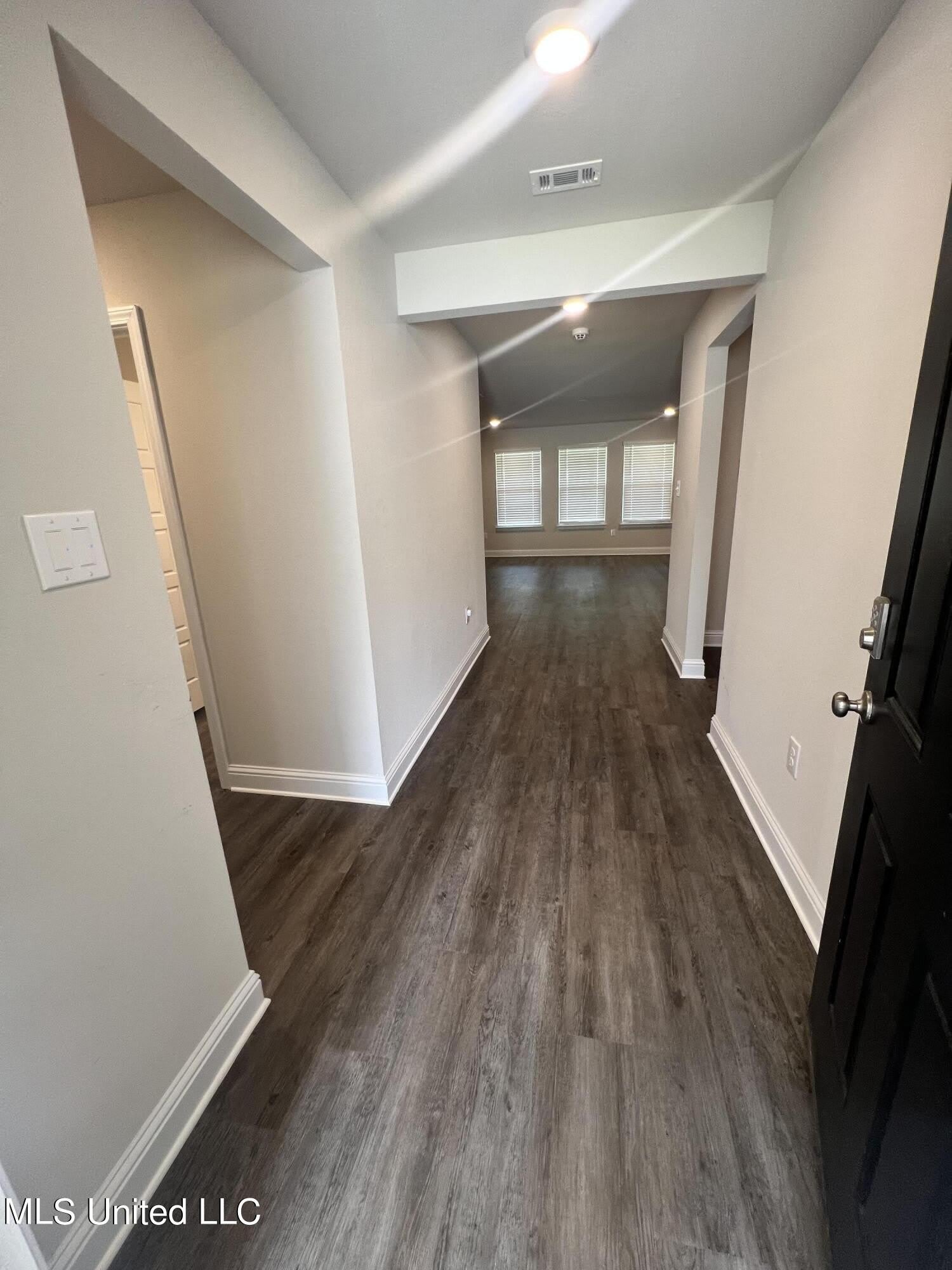 18186 Southern Magnolia Cove – photo 3