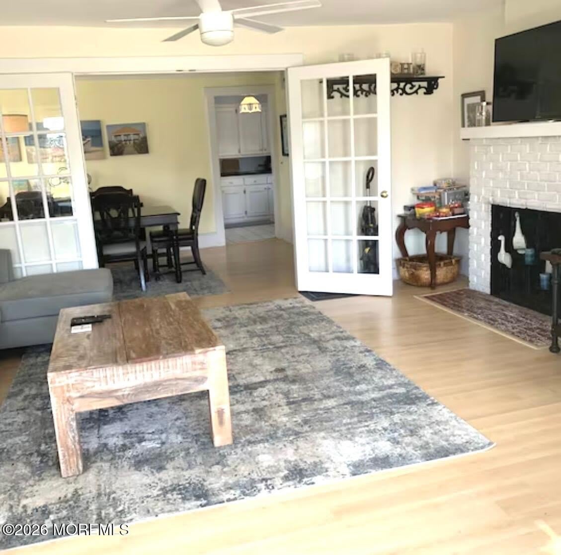 701 5th Avenue – photo 4