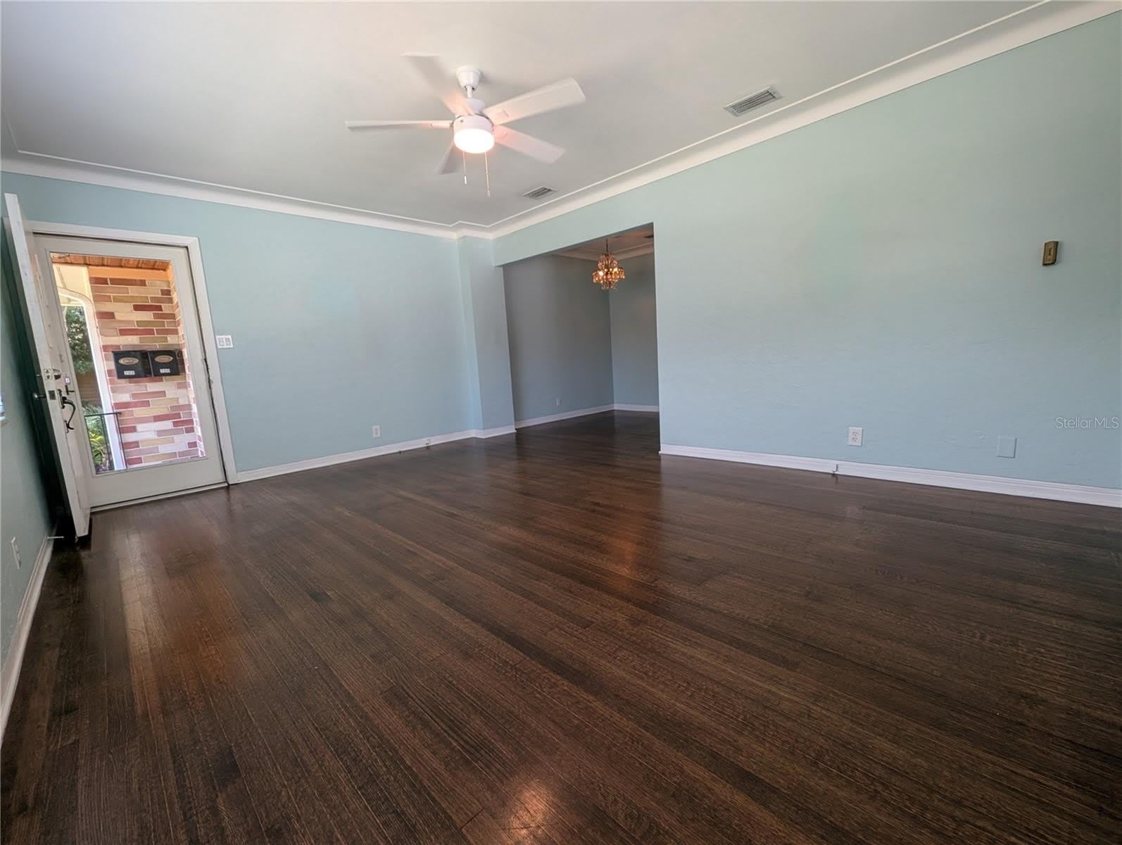 208 12Th Avenue N – photo 4