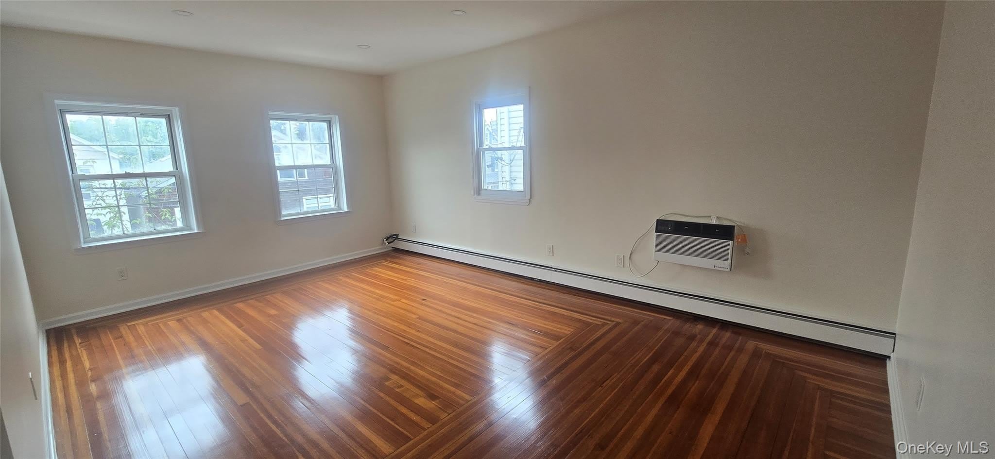 19 Spring Street – photo 3