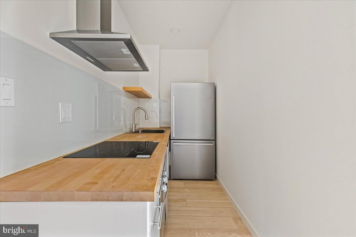 3907 SPRING GARDEN Street – photo 2