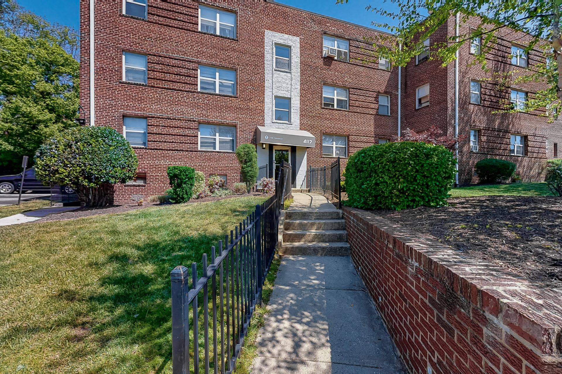 Hillcrest Terrace Apartments – photo 5