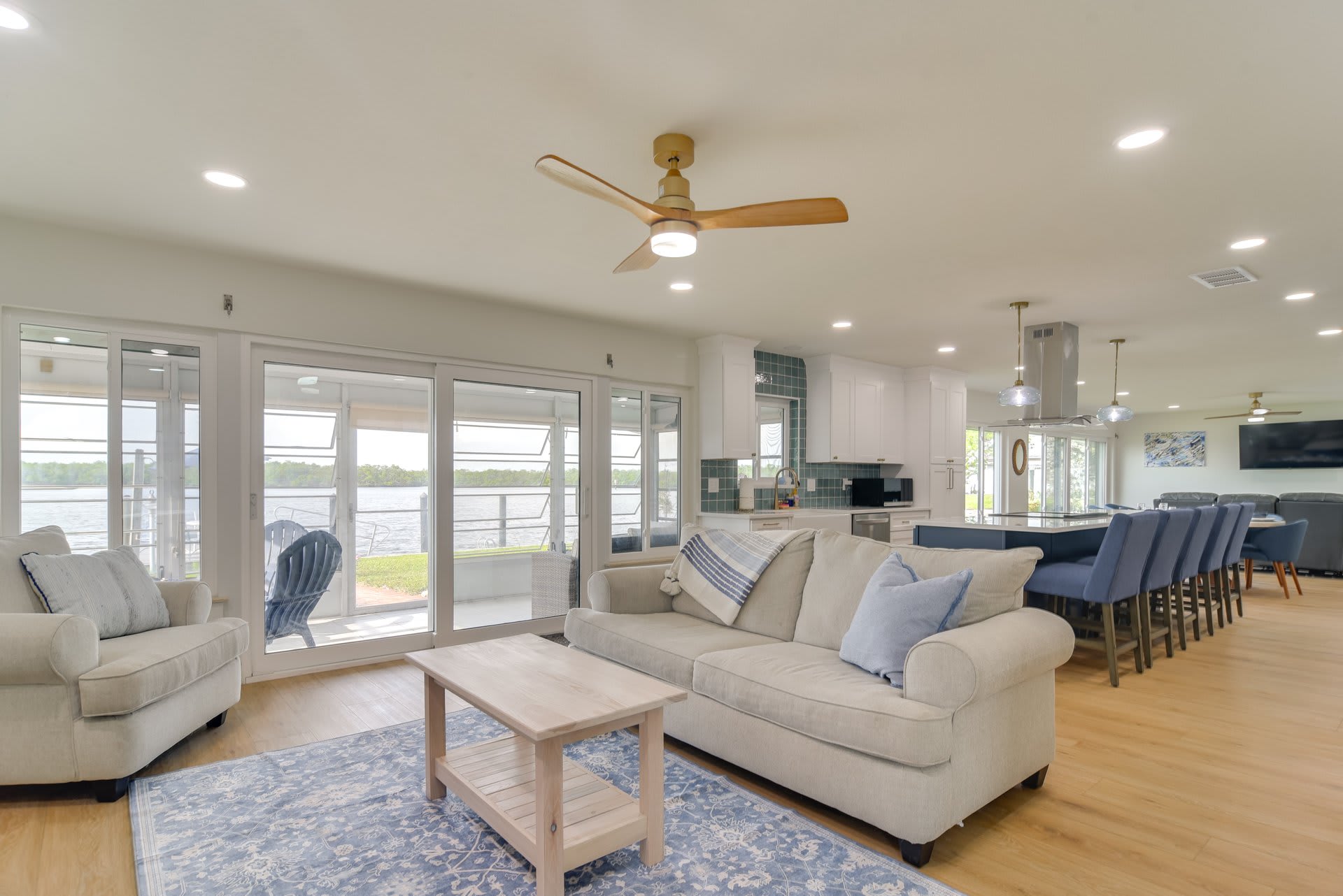108 Janie Street – photo 1