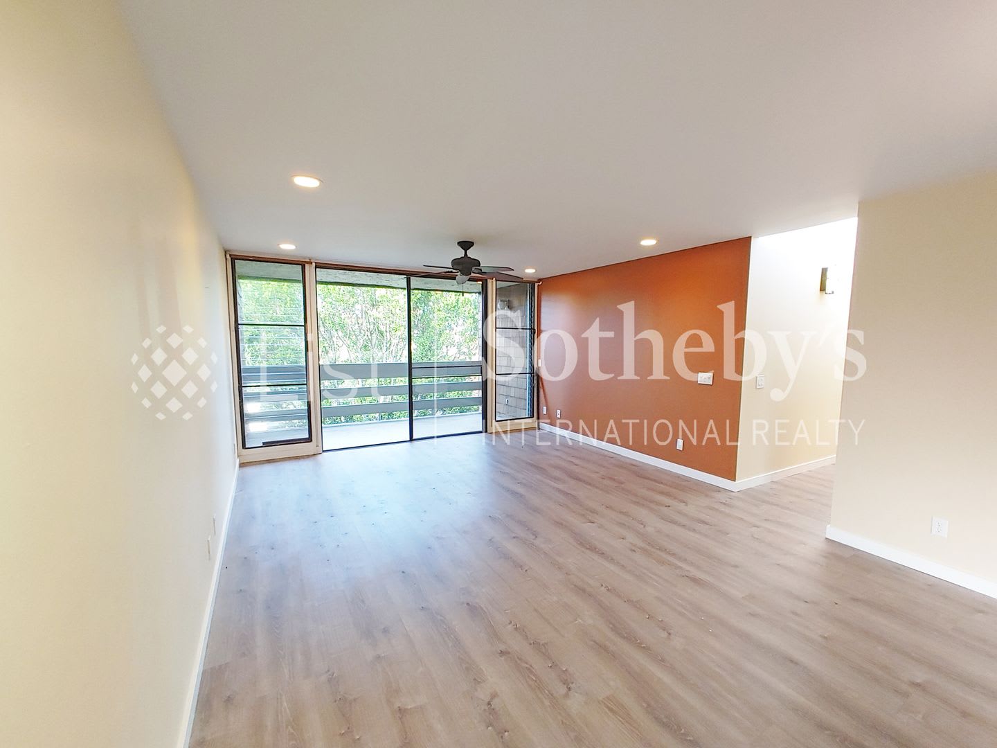 Gardenia Manor #416 – photo 4