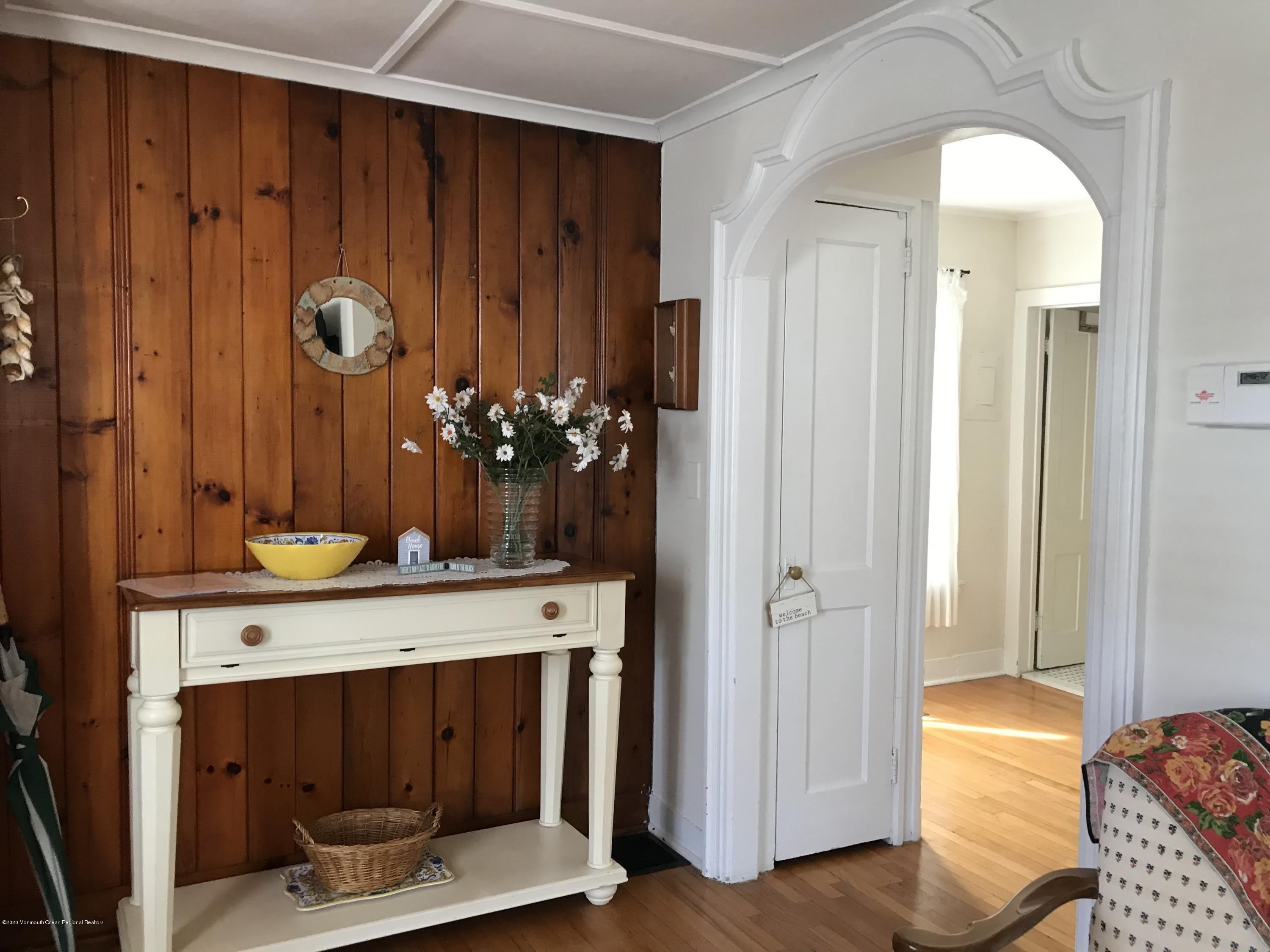 7 Webb Avenue – photo 3