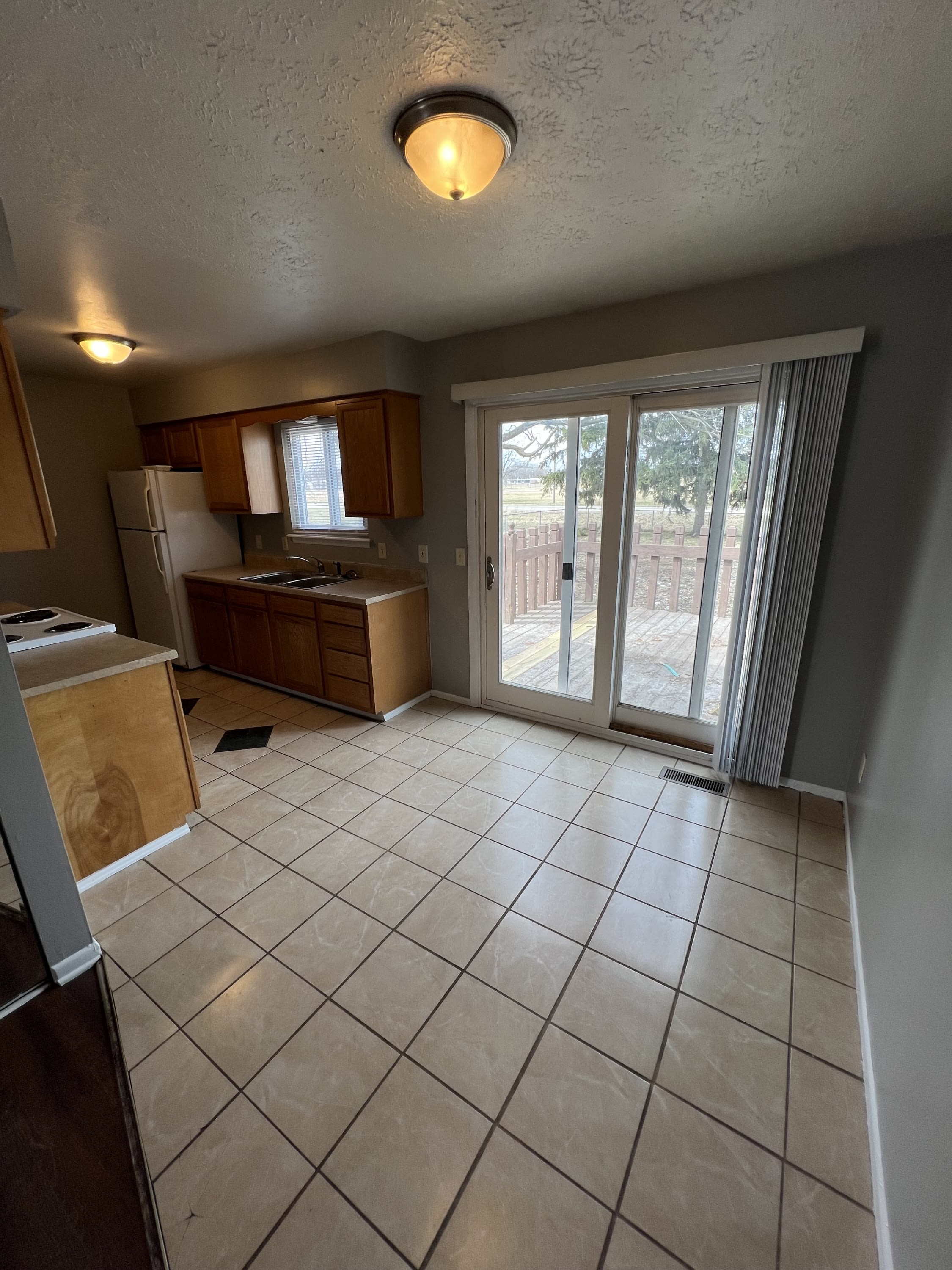 5846 Picardy Street – photo 3